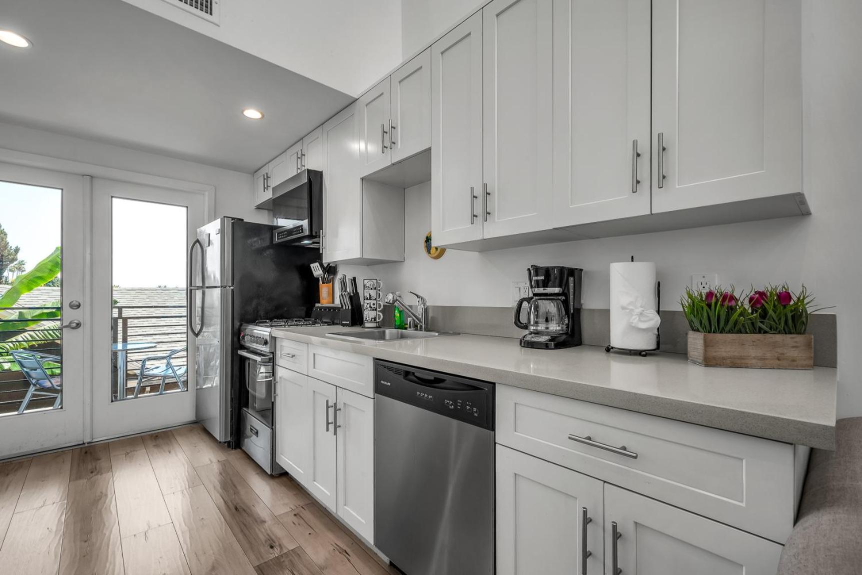 Appartement Modern 1-bedroom Loft In Hollywood With Parking, Wifi & Hollywood Sign View