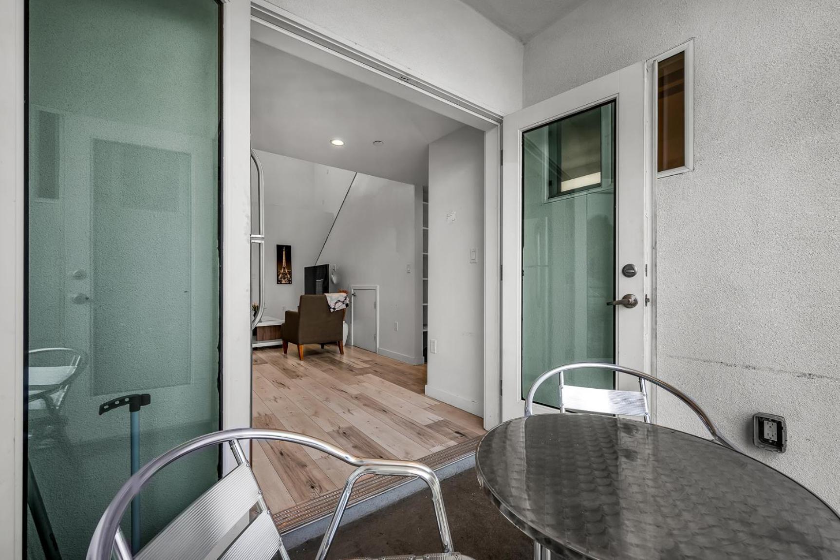 Appartement Modern 1-bedroom Loft In Hollywood With Parking, Wifi & Hollywood Sign View Los Angeles
